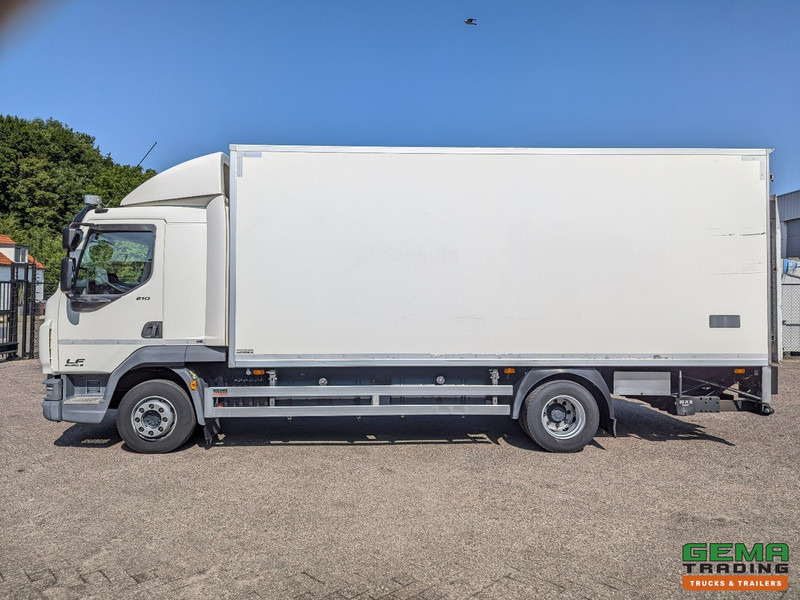 DAF LF 210 FA 4x2 Slaapcab Euro6 - Koelbak 5.5M + Konvekta/Solar-Koeler + Laadklep 1500KG - Zijdeur - 08/2025 APK on lease DAF LF 210 FA 4x2 Slaapcab Euro6 - Koelbak 5.5M + Konvekta/Solar-Koeler + Laadklep 1500KG - Zijdeur - 08/2025 APK: picture 19