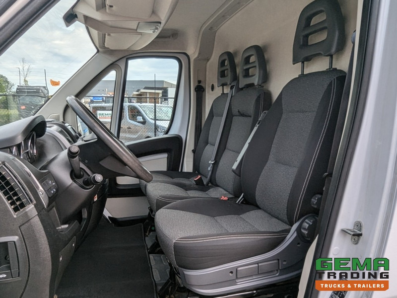 Fiat Ducato 250 MultiJet 115 Handgeschakeld - Airco - Navigatie - Dakimperiaal (A148) - Panel van: picture 5 Fiat Ducato 250 MultiJet 115 Handgeschakeld - Airco - Navigatie - Dakimperiaal (A148) - Panel van: picture 5