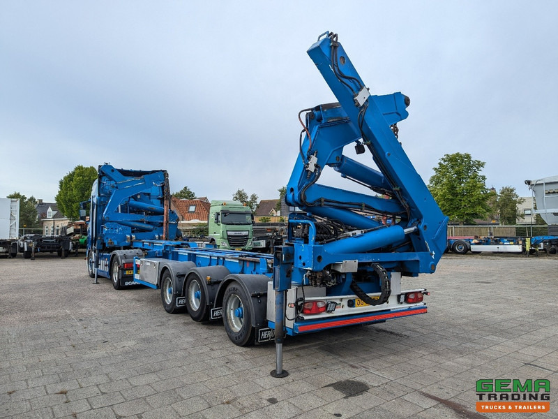 HAMMAR 151 HL 3-Assen - SideLoader36T - ContainerStacking - Gooseneck - Extended Boom - Afstandbediening - Container transporter/ Swap body semi-trailer: picture 4 HAMMAR 151 HL 3-Assen - SideLoader36T - ContainerStacking - Gooseneck - Extended Boom - Afstandbediening - Container transporter/ Swap body semi-trailer: picture 4