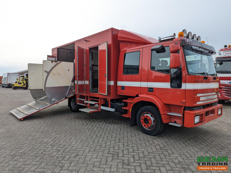Iveco Tector ML120E24D 4x2 Euro3 DubbelCabine - Paardenwagen 3-Paards - Kleedruimte - Hydraulische klep- TOP! - Horse truck: picture 1 Iveco Tector ML120E24D 4x2 Euro3 DubbelCabine - Paardenwagen 3-Paards - Kleedruimte - Hydraulische klep- TOP! - Horse truck: picture 1
