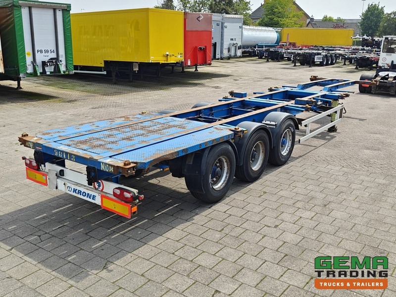 Krone SDC 27 3 assen BPW - DrumBrakes - 5340KG - 2x 20FT 1x 30FT 1x40FT - NL kenteken - Container transporter/ Swap body semi-trailer: picture 1 Krone SDC 27 3 assen BPW - DrumBrakes - 5340KG - 2x 20FT 1x 30FT 1x40FT - NL kenteken - Container transporter/ Swap body semi-trailer: picture 1