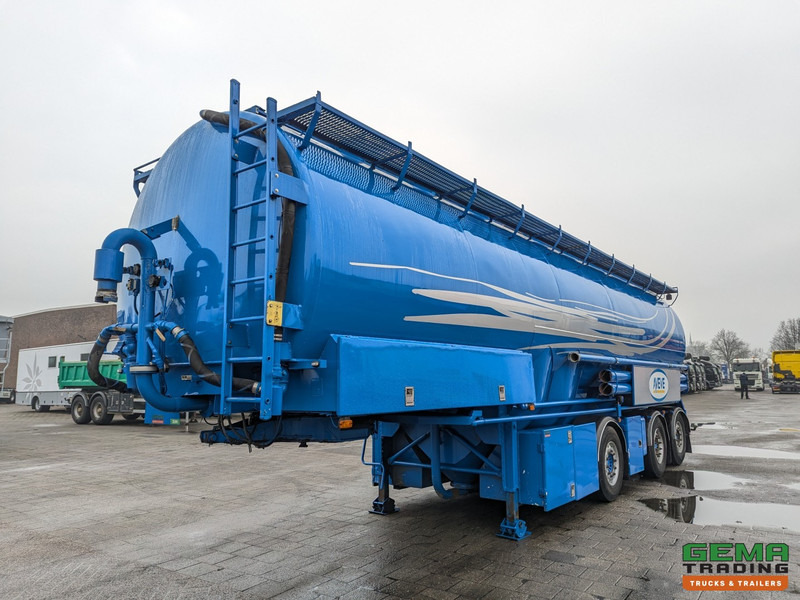 Lambrecht 01LK30 3-Assen SAF - BULK MengVoeder / Futter - 52m³ - LiftAs - StuurAssen - Tank semi-trailer: picture 2 Lambrecht 01LK30 3-Assen SAF - BULK MengVoeder / Futter - 52m³ - LiftAs - StuurAssen - Tank semi-trailer: picture 2