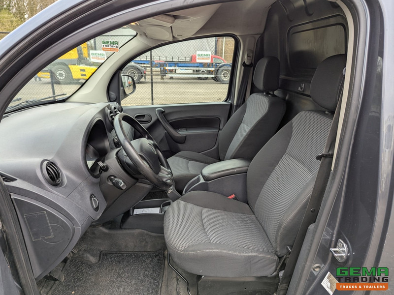 Mercedes-Benz Citan 108 CDI BlueEFFICIENCY - Airco - Dakrails - Trekhaak - 04/2026APK - Small van: picture 5 Mercedes-Benz Citan 108 CDI BlueEFFICIENCY - Airco - Dakrails - Trekhaak - 04/2026APK - Small van: picture 5