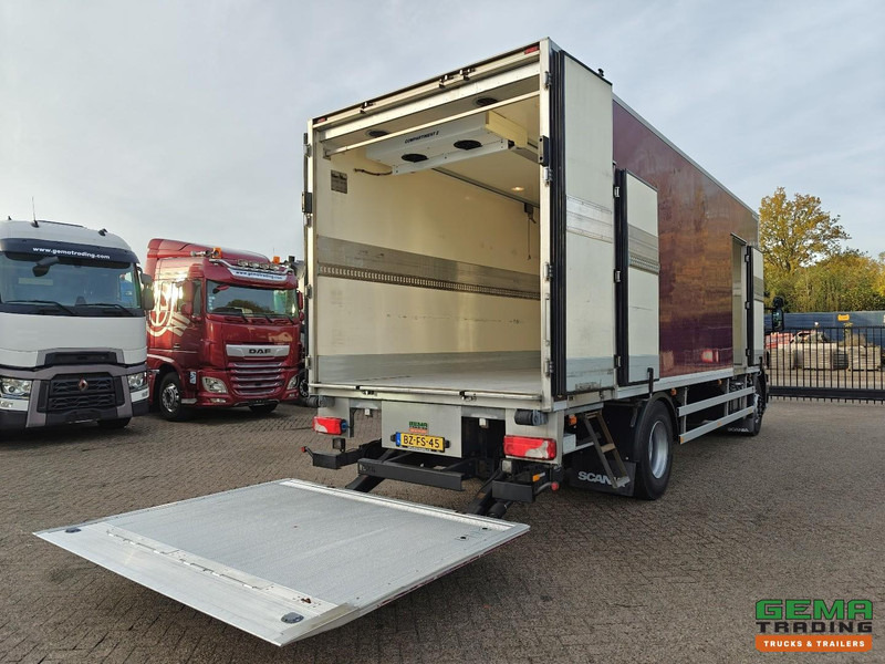 Scania P230 4x2 Dagcab Euro5 - Koel-VriesBak 7.5m + Carrier Supra 950MT + Laadklep 2000kg - Refrigerator truck: picture 2 Scania P230 4x2 Dagcab Euro5 - Koel-VriesBak 7.5m + Carrier Supra 950MT + Laadklep 2000kg - Refrigerator truck: picture 2