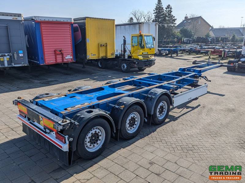 Schmitz Cargobull SGF*S3 3-Assen Schmitz - Schijfremmen - Achterschuiver - 20/30/40FT Aansluitingen - Container transporter/ Swap body semi-trailer: picture 1 Schmitz Cargobull SGF*S3 3-Assen Schmitz - Schijfremmen - Achterschuiver - 20/30/40FT Aansluitingen - Container transporter/ Swap body semi-trailer: picture 1
