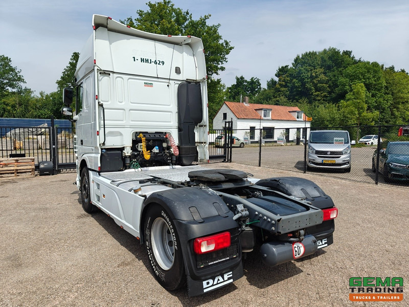 DAF XF 460 FT 4x2 SuperSpaceCab Euro6 - Retarder - Handgeschakeld - Dubbele Tanks - BelgiumTruck - Tractor unit: picture 4 DAF XF 460 FT 4x2 SuperSpaceCab Euro6 - Retarder - Handgeschakeld - Dubbele Tanks - BelgiumTruck - Tractor unit: picture 4