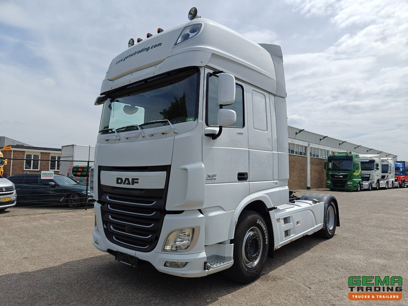 DAF XF 460 FT 4x2 SuperSpaceCab Euro6 - Retarder - Handgeschakeld - Dubbele Tanks - BelgiumTruck - Tractor unit: picture 1 DAF XF 460 FT 4x2 SuperSpaceCab Euro6 - Retarder - Handgeschakeld - Dubbele Tanks - BelgiumTruck - Tractor unit: picture 1
