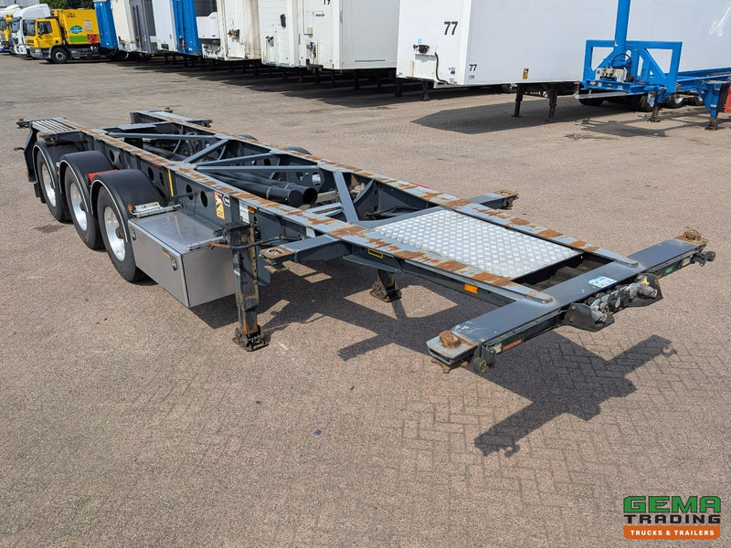 Van Hool A3C002 3-Assen BPW - 20 30FT TANK/SWAP - 3490KG - ContainerChassis - ADR - Schijfremmen - 01/2026 APK - Container transporter/ Swap body semi-trailer: picture 4 Van Hool A3C002 3-Assen BPW - 20 30FT TANK/SWAP - 3490KG - ContainerChassis - ADR - Schijfremmen - 01/2026 APK - Container transporter/ Swap body semi-trailer: picture 4