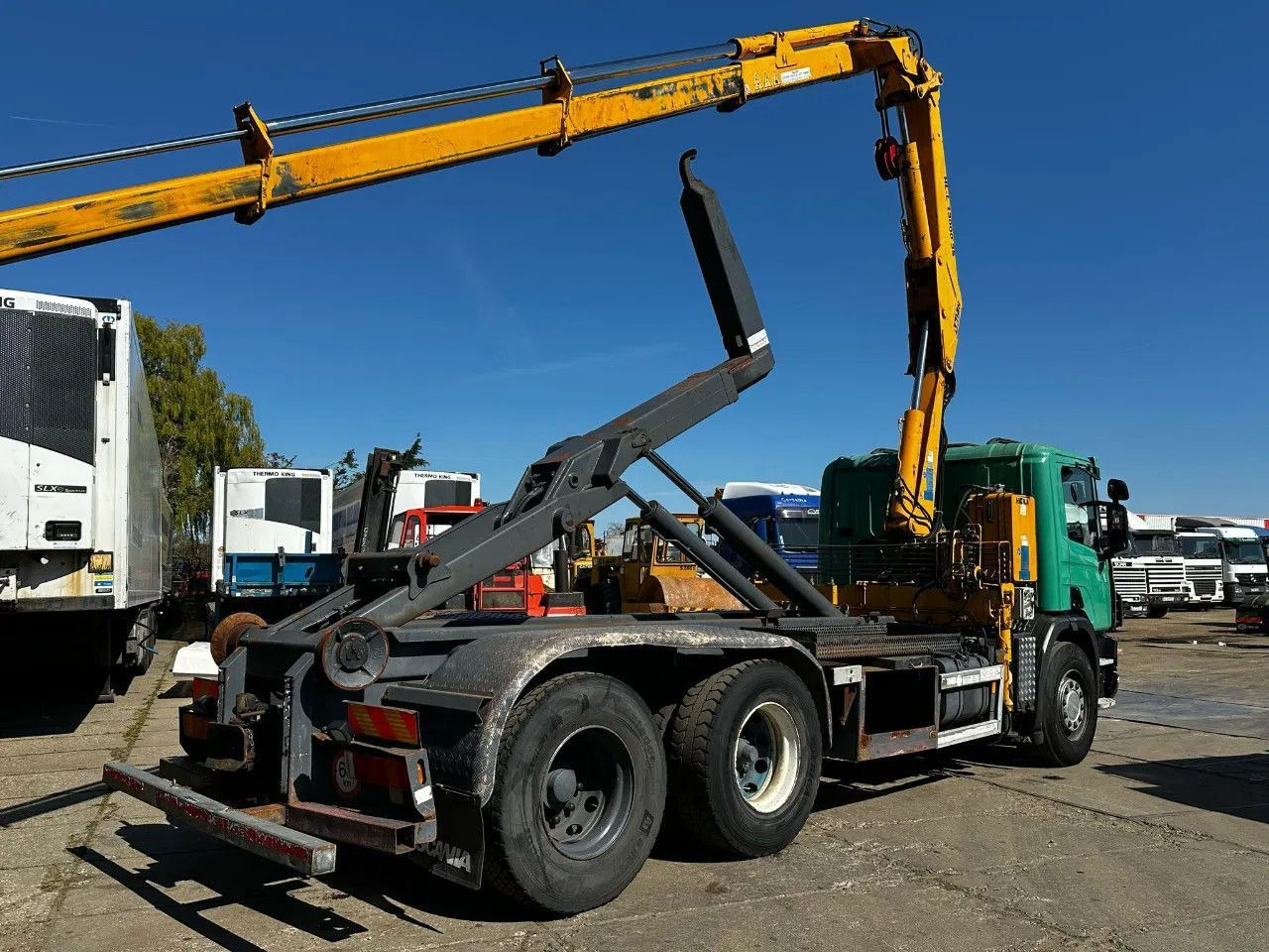 Scania P114-380 6X2 Ampirol + Heila 13000 5T Crane Manu - Container transporter/ Swap body truck: picture 5 Scania P114-380 6X2 Ampirol + Heila 13000 5T Crane Manu - Container transporter/ Swap body truck: picture 5