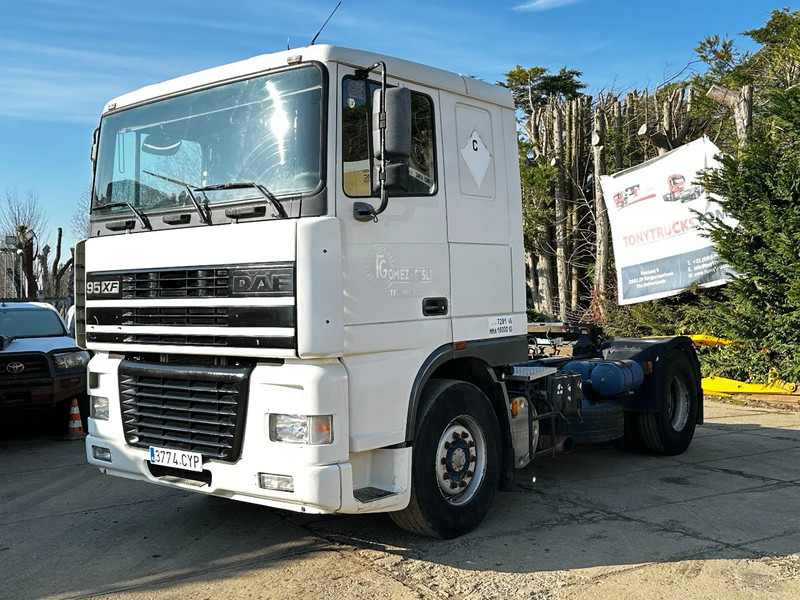 DAF XF 95.380 4X2 Tractor-unit Spring/Air ZF Manual Euro2 PTO - Tractor unit: picture 2 DAF XF 95.380 4X2 Tractor-unit Spring/Air ZF Manual Euro2 PTO - Tractor unit: picture 2