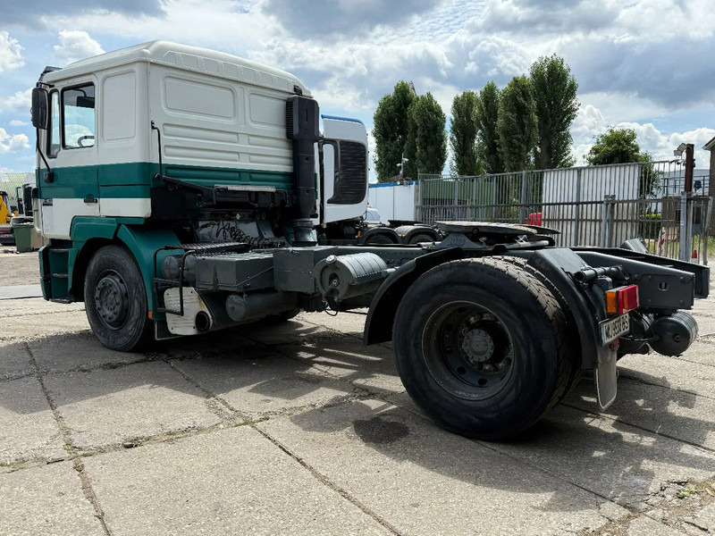 MAN 19.403 4X2 Tractor-unit Spring/Air ZF Manual Gear Low cabine - Tractor unit: picture 3 MAN 19.403 4X2 Tractor-unit Spring/Air ZF Manual Gear Low cabine - Tractor unit: picture 3