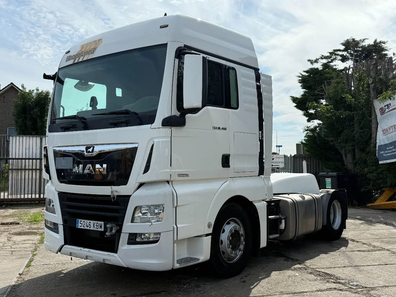 MAN TGX 18.460 4X2 ENGINE DEFECT Tractor-unit Spring - Tractor unit: picture 2 MAN TGX 18.460 4X2 ENGINE DEFECT Tractor-unit Spring - Tractor unit: picture 2