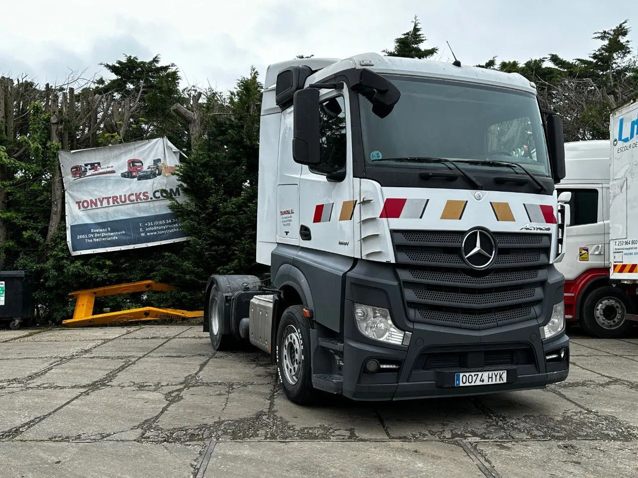 Mercedes-Benz Actros 1851 4X2 Tractor-unit Spring/Air Retarder - Tractor unit: picture 1 Mercedes-Benz Actros 1851 4X2 Tractor-unit Spring/Air Retarder - Tractor unit: picture 1