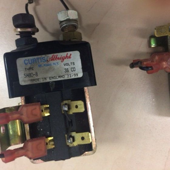 2X Contactors for Scrubber vacuum cleaner Nilfisk BR 850 - Electrical system for Scrubber dryer: picture 4 2X Contactors for Scrubber vacuum cleaner Nilfisk BR 850 - Electrical system for Scrubber dryer: picture 4