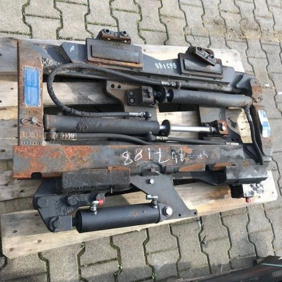 CASCADE FORKPOSITIONER WITH SEPARATE SIDE SHIFT - Attachment for Material handling equipment: picture 2 CASCADE FORKPOSITIONER WITH SEPARATE SIDE SHIFT - Attachment for Material handling equipment: picture 2