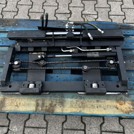 Kaup 2T163SN forkpositioner with sideshift - Attachment for Material handling equipment: picture 5 Kaup 2T163SN forkpositioner with sideshift - Attachment for Material handling equipment: picture 5