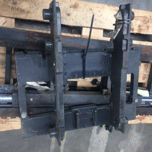 Linde Fork carriage 600 mm - Attachment: picture 1 Linde Fork carriage 600 mm - Attachment: picture 1