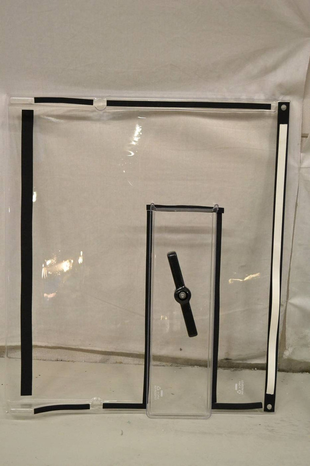 Canvas Cabin Nissan TX - Window and parts for Material handling equipment: picture 2 Canvas Cabin Nissan TX - Window and parts for Material handling equipment: picture 2