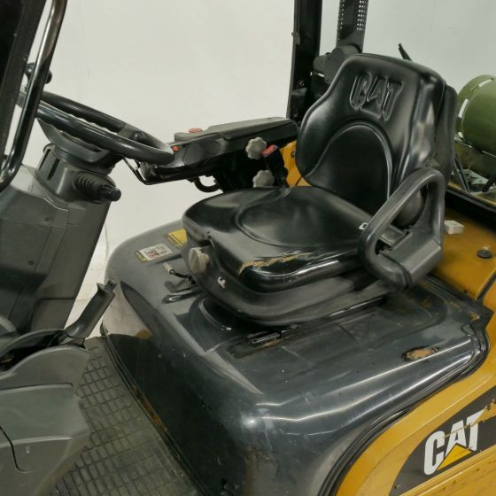 Caterpillar GP25N - LPG forklift: picture 3 Caterpillar GP25N - LPG forklift: picture 3