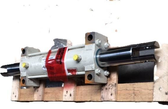 Cylinder Assy for steering axle - Axle and parts for Material handling equipment: picture 2 Cylinder Assy for steering axle - Axle and parts for Material handling equipment: picture 2