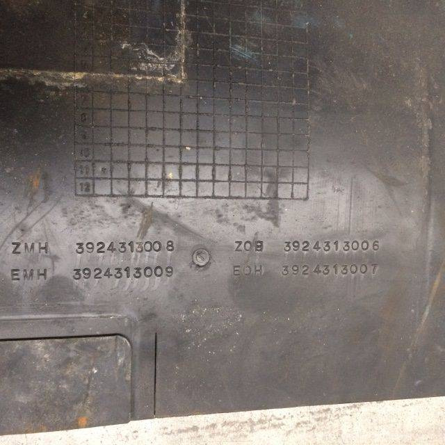 Floormat for Linde - Cab and interior for Material handling equipment: picture 3 Floormat for Linde - Cab and interior for Material handling equipment: picture 3