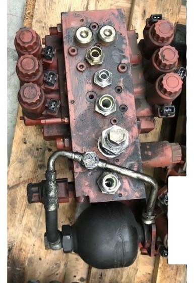 Hydraulic control valve for Linde - Hydraulic valve for Material handling equipment: picture 2 Hydraulic control valve for Linde - Hydraulic valve for Material handling equipment: picture 2