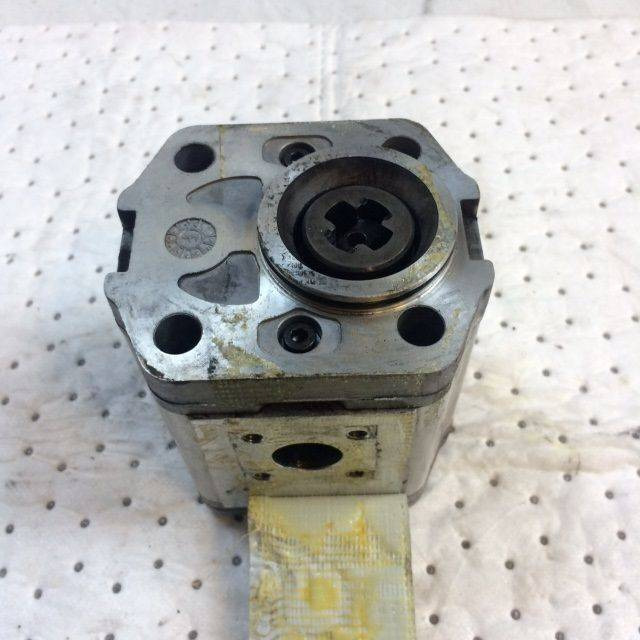 Hydraulic pump for Still/Wagner FM20 - Steering pump for Material handling equipment: picture 1 Hydraulic pump for Still/Wagner FM20 - Steering pump for Material handling equipment: picture 1