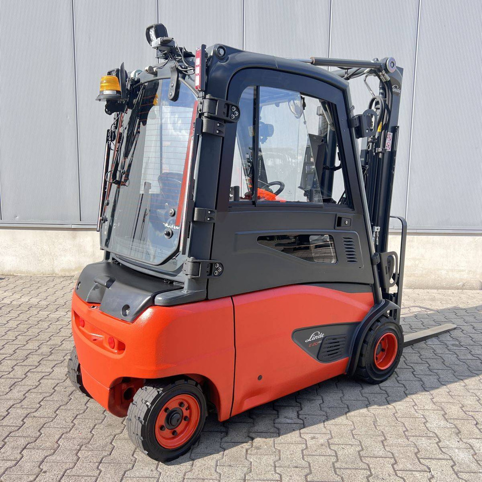 Linde E20PL (386-02) EVO - Electric forklift: picture 2 Linde E20PL (386-02) EVO - Electric forklift: picture 2