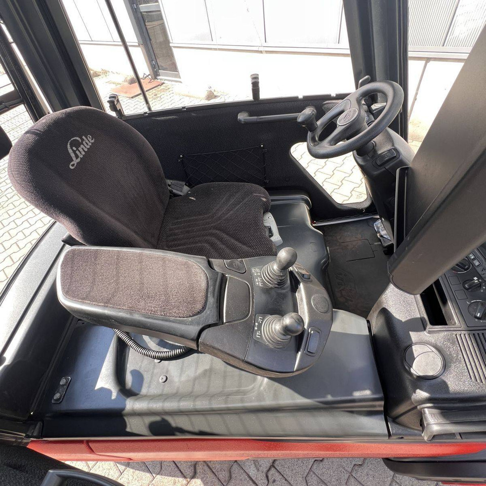 Linde E20PL (386-02) EVO - Electric forklift: picture 3 Linde E20PL (386-02) EVO - Electric forklift: picture 3