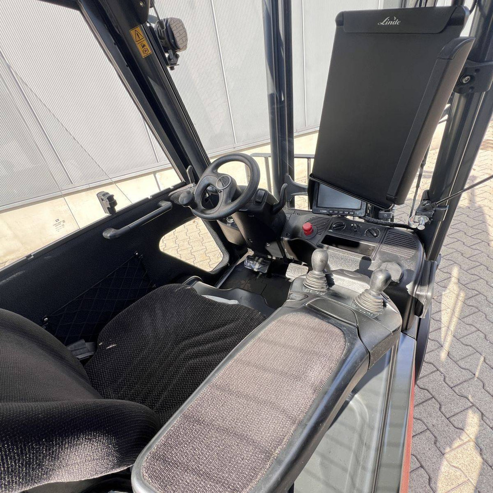 Linde E20PL (386-02) EVO - Electric forklift: picture 4 Linde E20PL (386-02) EVO - Electric forklift: picture 4