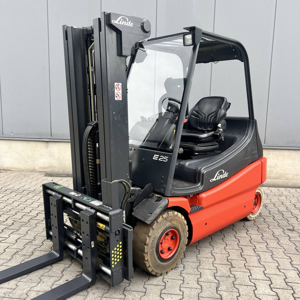 Linde E25 (336-02) - Electric forklift: picture 1 Linde E25 (336-02) - Electric forklift: picture 1