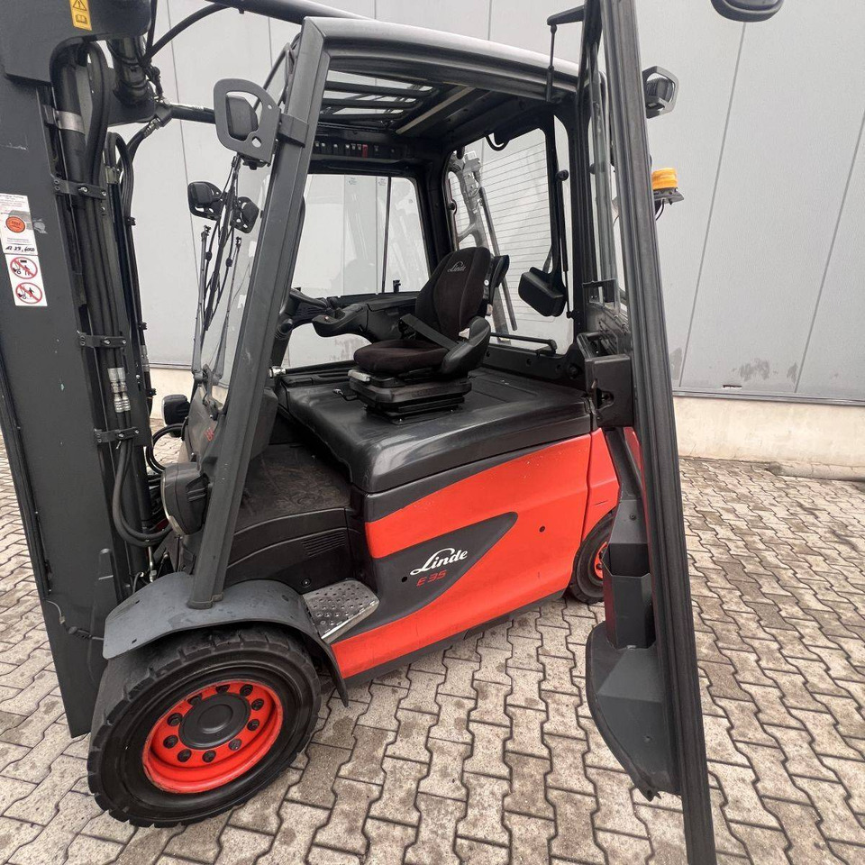 Linde E35/600H (388) - Electric forklift: picture 5 Linde E35/600H (388) - Electric forklift: picture 5