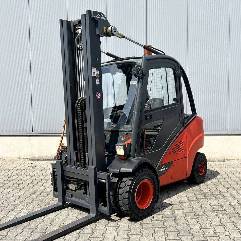 Linde H35D (393-02) EVO - Diesel forklift: picture 1 Linde H35D (393-02) EVO - Diesel forklift: picture 1