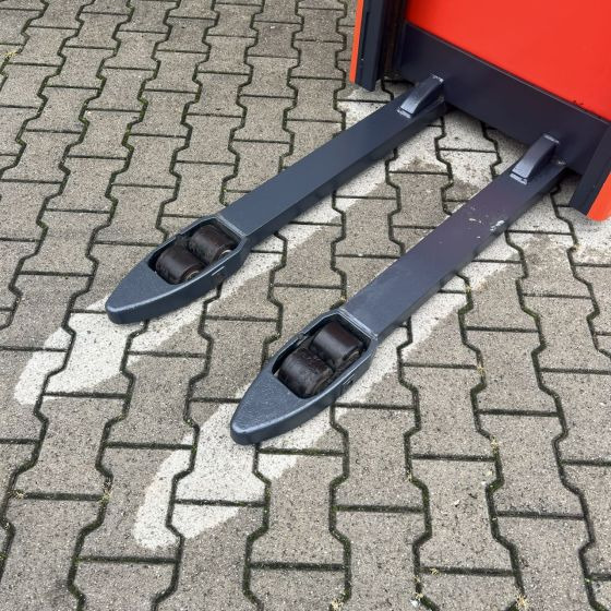 Linde L12 (1172) - Stacker: picture 4 Linde L12 (1172) - Stacker: picture 4