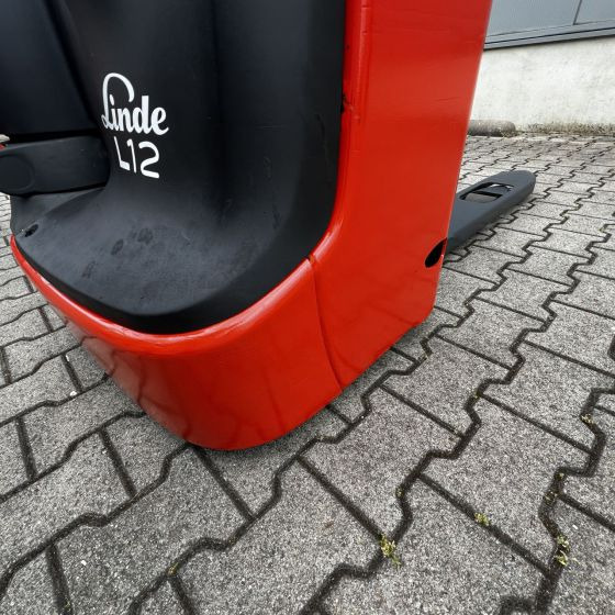 Linde L12 (1172) - Stacker: picture 4 Linde L12 (1172) - Stacker: picture 4