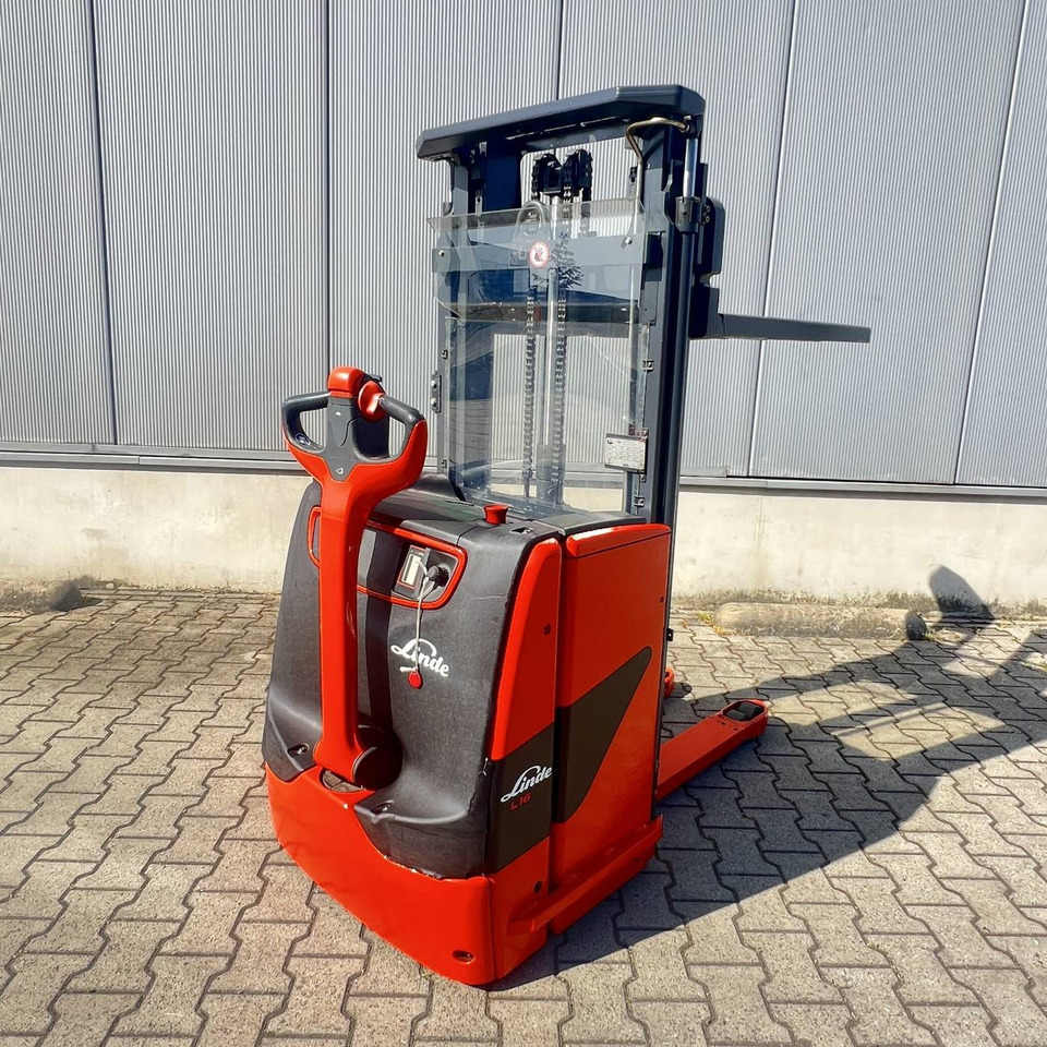 Linde L16 (1173) - Stacker: picture 2 Linde L16 (1173) - Stacker: picture 2