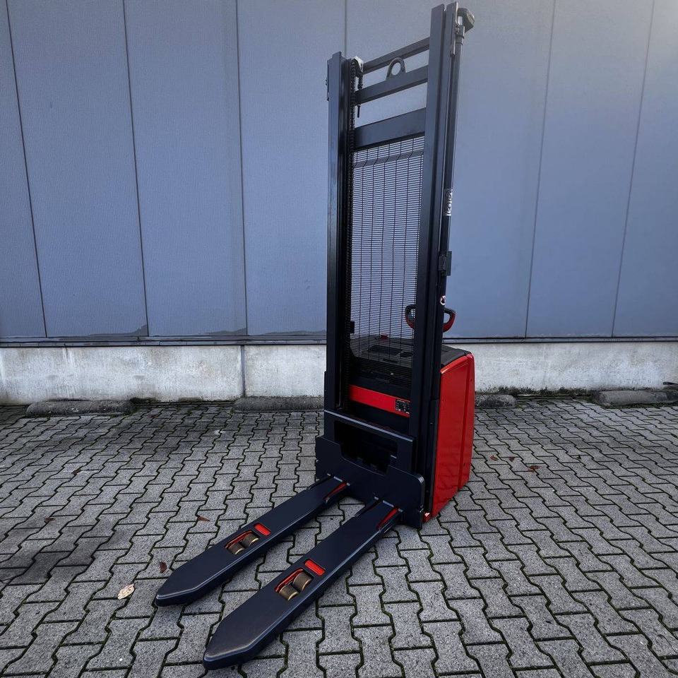 Linde L16 (1173) - Stacker: picture 3 Linde L16 (1173) - Stacker: picture 3