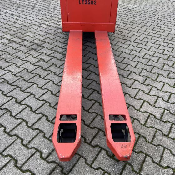 Linde T35AP (131) - Pallet truck: picture 4 Linde T35AP (131) - Pallet truck: picture 4