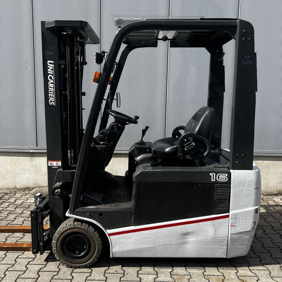 Nissan TX16 (G1N1L16Q) - Electric forklift: picture 3 Nissan TX16 (G1N1L16Q) - Electric forklift: picture 3