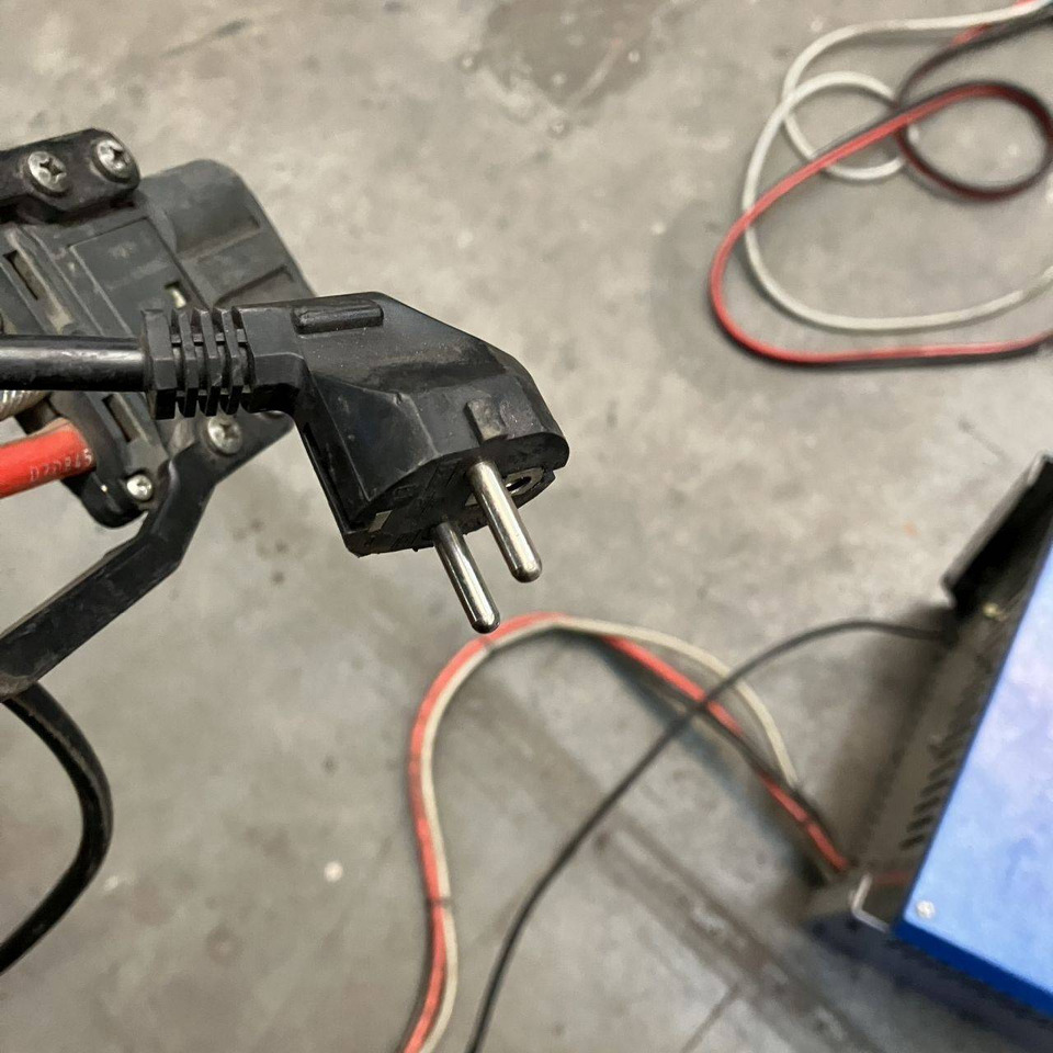 Hawker 24V/70A - Spare parts for Material handling equipment: picture 5 Hawker 24V/70A - Spare parts for Material handling equipment: picture 5