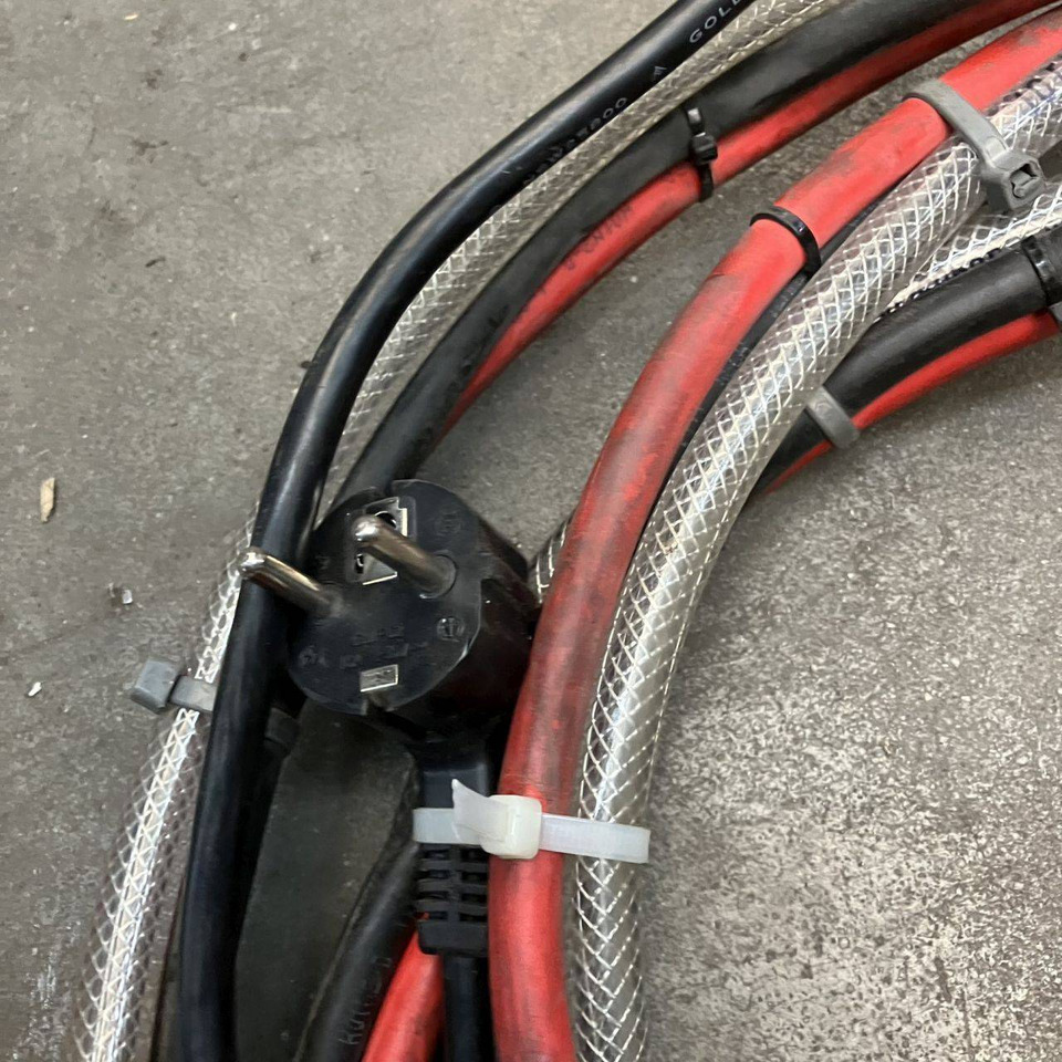 Hawker 24V/72A Lifetech TC1LT - Spare parts for Material handling equipment: picture 4 Hawker 24V/72A Lifetech TC1LT - Spare parts for Material handling equipment: picture 4