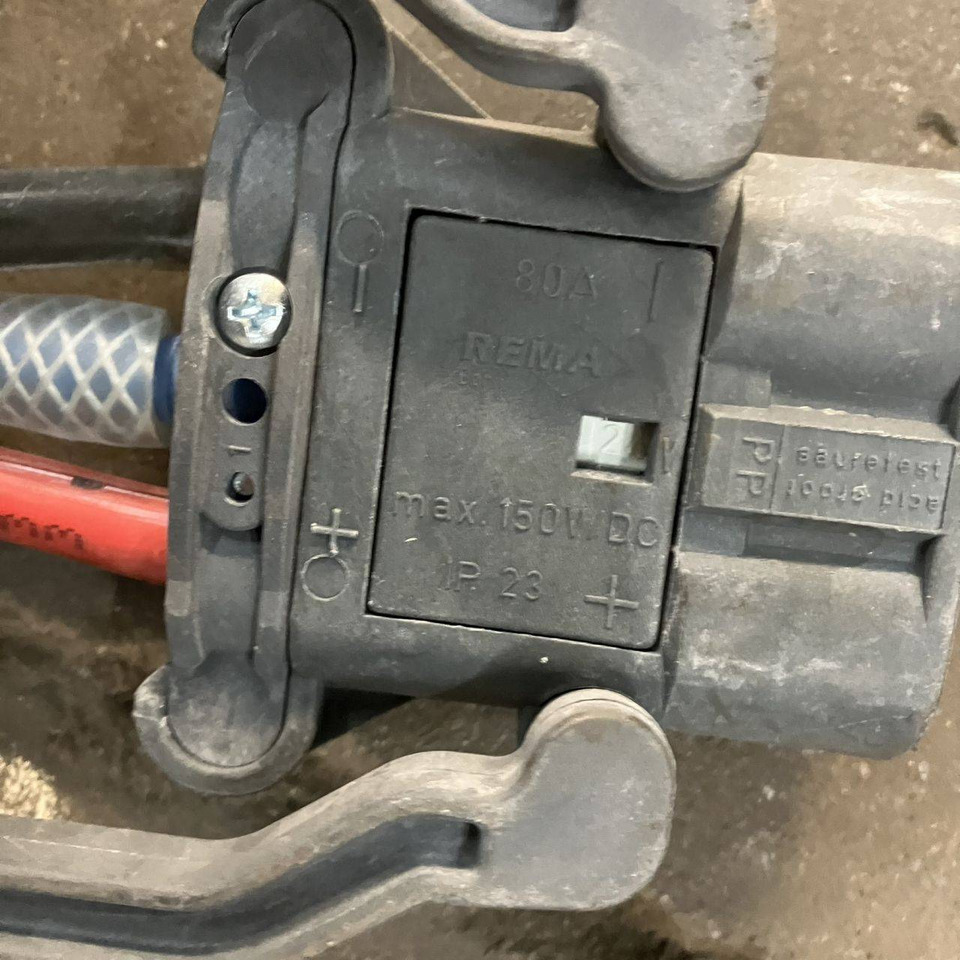 Hawker 24V Charger - Spare parts for Material handling equipment: picture 5 Hawker 24V Charger - Spare parts for Material handling equipment: picture 5