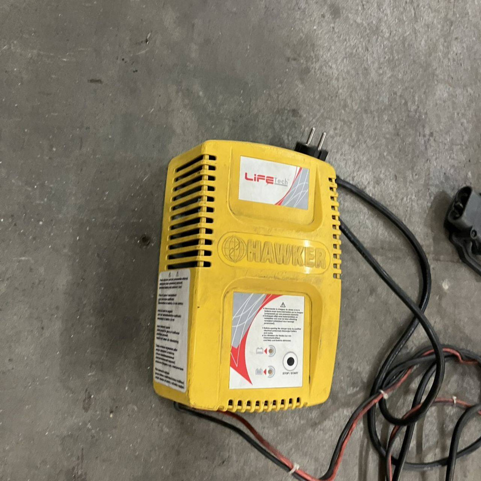Hawker 24V20A - Spare parts for Material handling equipment: picture 3 Hawker 24V20A - Spare parts for Material handling equipment: picture 3