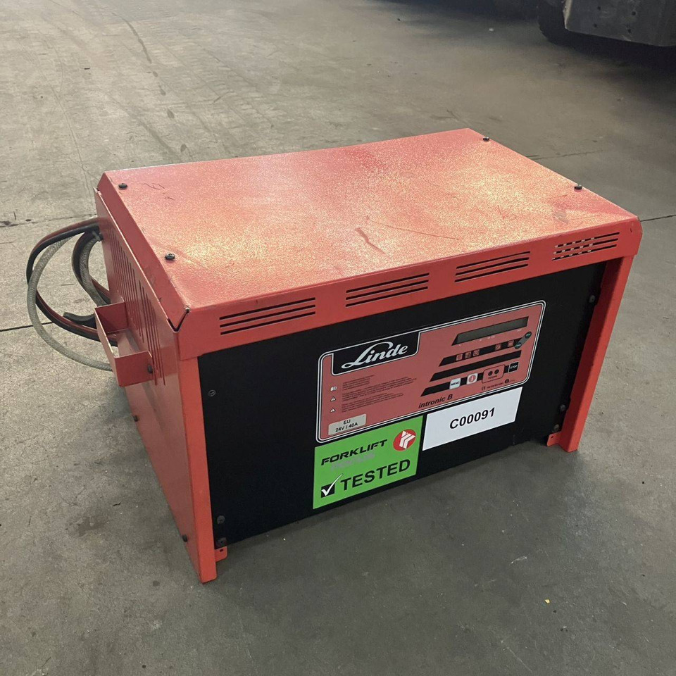 Hawker  E 24V / 40A Tronic B - Spare parts for Material handling equipment: picture 2 Hawker  E 24V / 40A Tronic B - Spare parts for Material handling equipment: picture 2