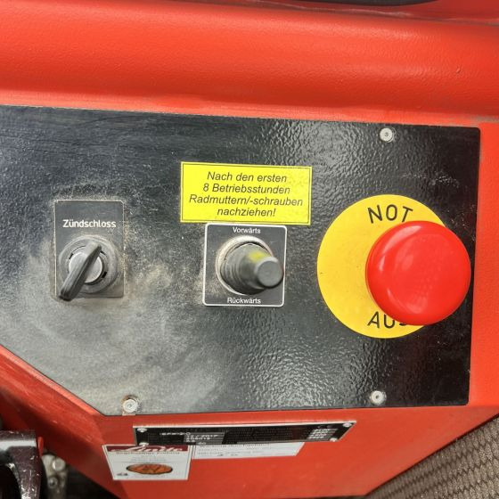 Volk EFW2 - Tow tractor: picture 4 Volk EFW2 - Tow tractor: picture 4