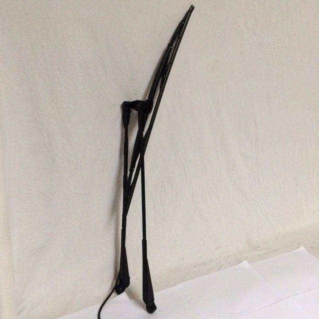 Wiper for Linde - Cab and interior for Material handling equipment: picture 1 Wiper for Linde - Cab and interior for Material handling equipment: picture 1
