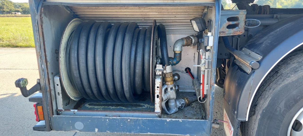 MERCEDES Actros - Tank truck: picture 4 MERCEDES Actros - Tank truck: picture 4