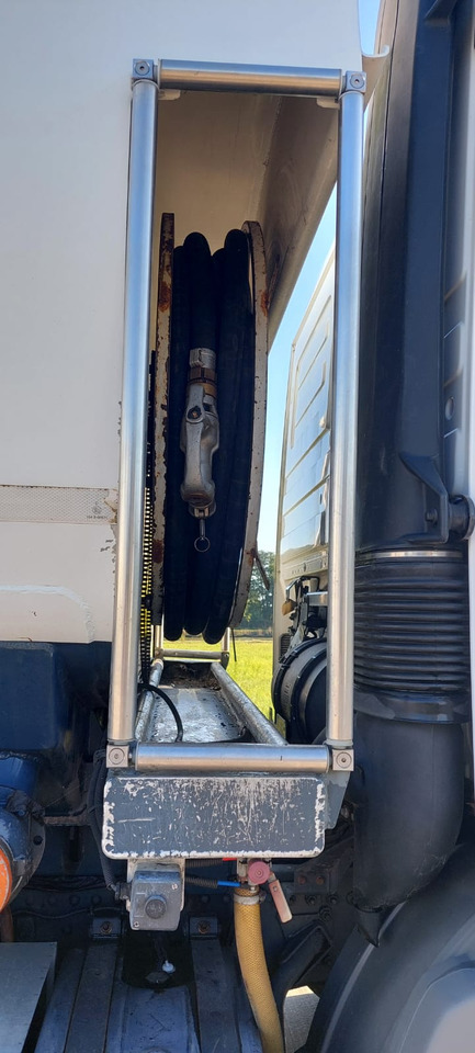 MERCEDES Actros - Tank truck: picture 3 MERCEDES Actros - Tank truck: picture 3