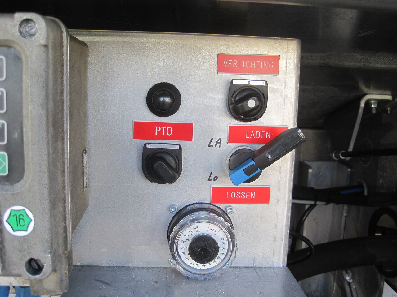 SCANIA G370 - Tank truck: picture 4 SCANIA G370 - Tank truck: picture 4