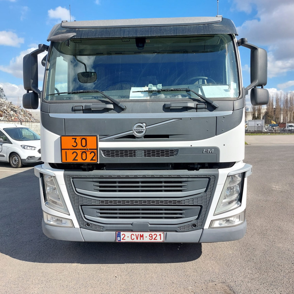 VOLVO FM - Tank truck: picture 4 VOLVO FM - Tank truck: picture 4